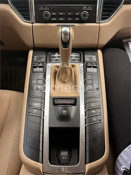 Używany Porsche Macan S 258 KM (189 kW) 2016 Niebieski SUV