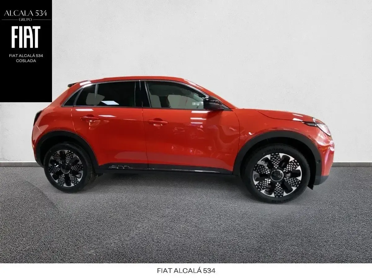Nuevo Fiat 600 Icon 110 CV (80 kW) 2026 Naranja SUV