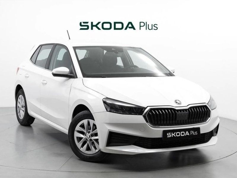 Blanco Usado 2024 Skoda Fabia Selection Berlina | 17.200 € (Precio justo) - Imagen 1/4