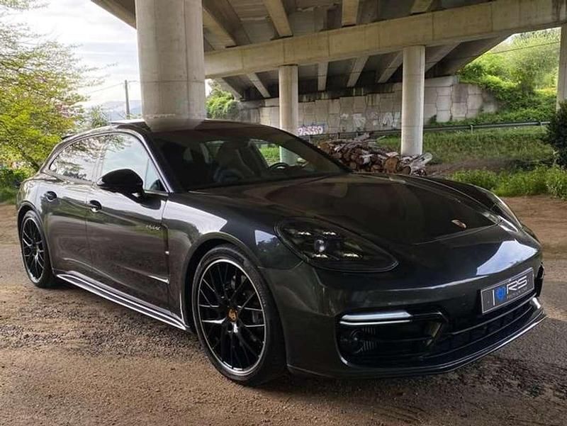 Käytetty Porsche Panamera Sport Turismo 462 HP (339 kW) 2019 Harmaa Farmari