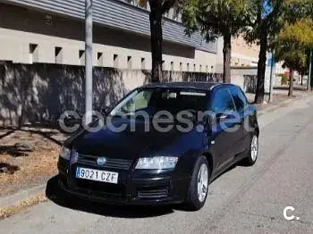 Usado Fiat Stilo Active 95 CV (69 kW) 2004 Negro Berlina