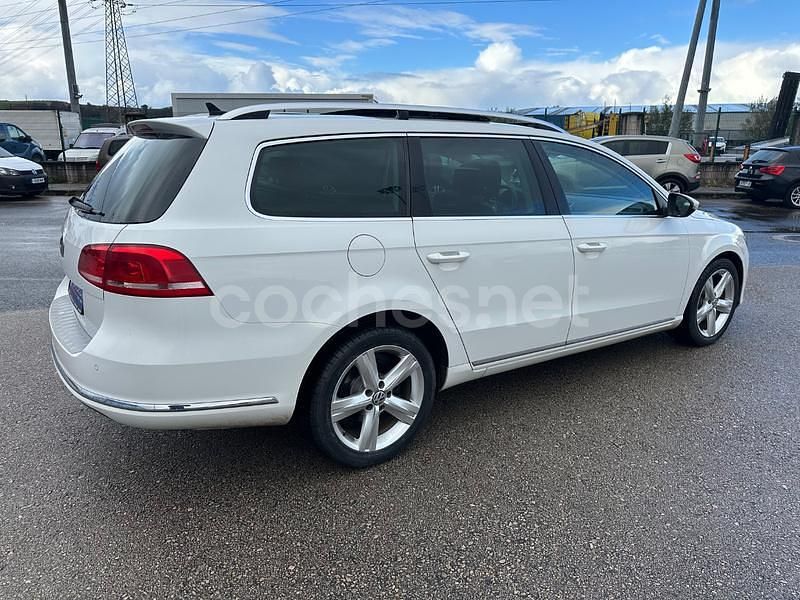 Usado VW Passat Edition 140 CV (102 kW) 2011 Blanco Familiar