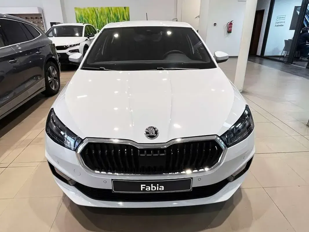 Nuevo Skoda Fabia 116 CV (85 kW) 2025 Blanco Utilitario