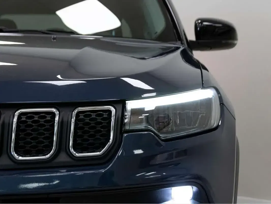 Usado Jeep Compass Limited 131 CV (96 kW) 2024 Azul SUV