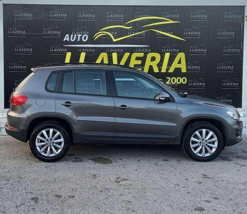 Usado VW Tiguan 140 CV (102 kW) 2013 Beige SUV