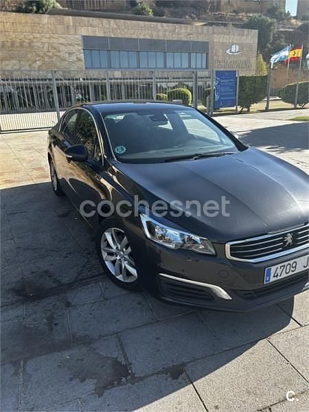 Usado Peugeot 508 Active 150 CV (110 kW) 2018 Negro Berlina