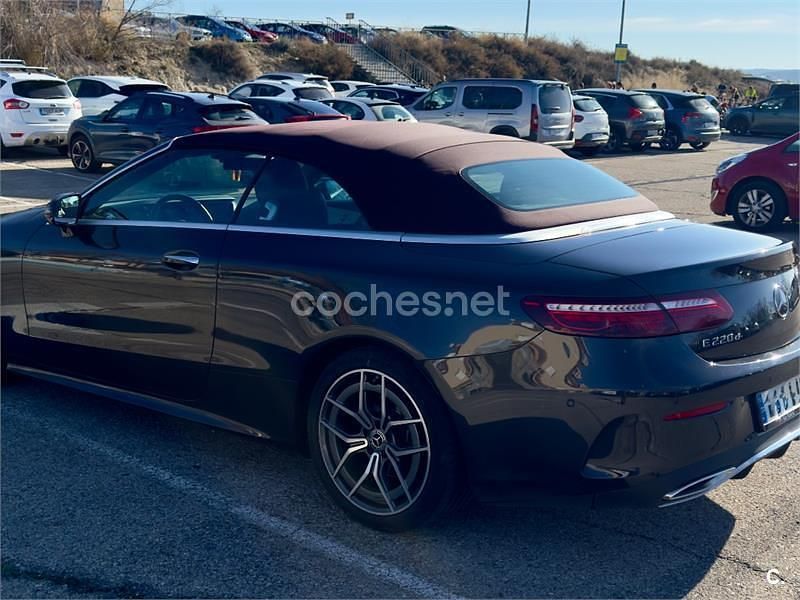 Usado Mercedes E220 194 CV (142 kW) 2022 Negro Descapotable