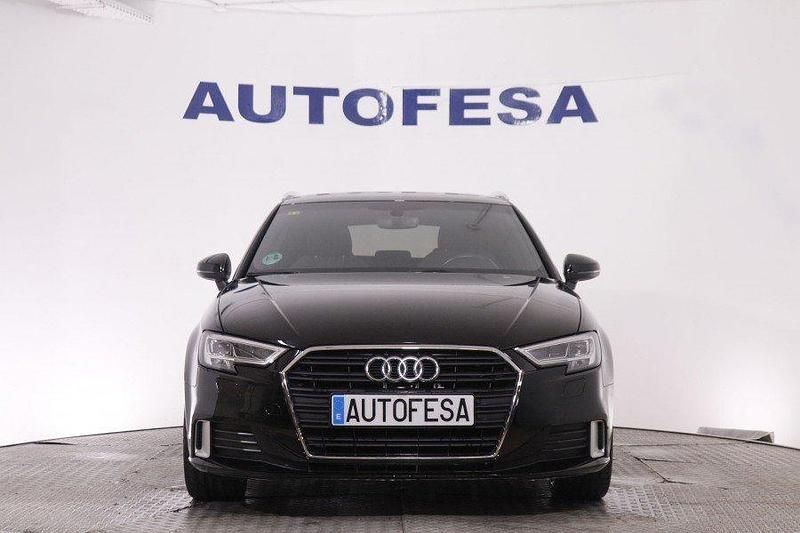 Usado Audi A3 Sportback 110 CV (80 kW) 2016 Negro Utilitario