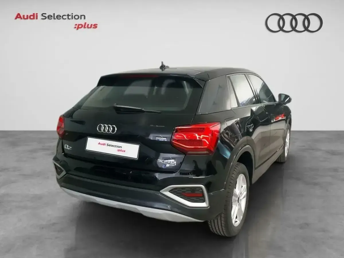 Usado Audi Q2 Advanced Plus 116 CV (85 kW) 2024 Negro SUV