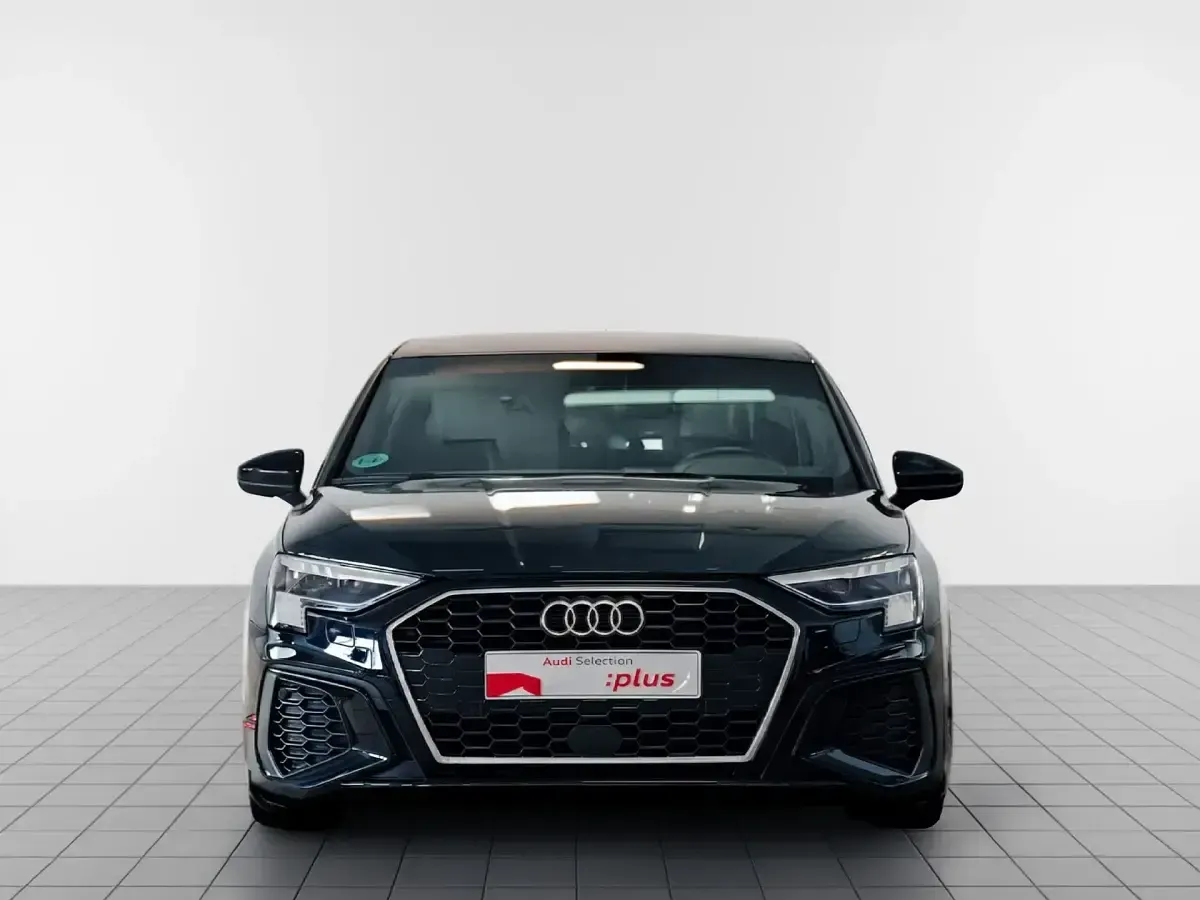 Usado Audi A3 150 CV (110 kW) 2024 Negro Berlina