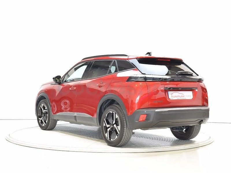 Usado Peugeot 2008 Allure 100 CV (73 kW) 2024 Rojo SUV