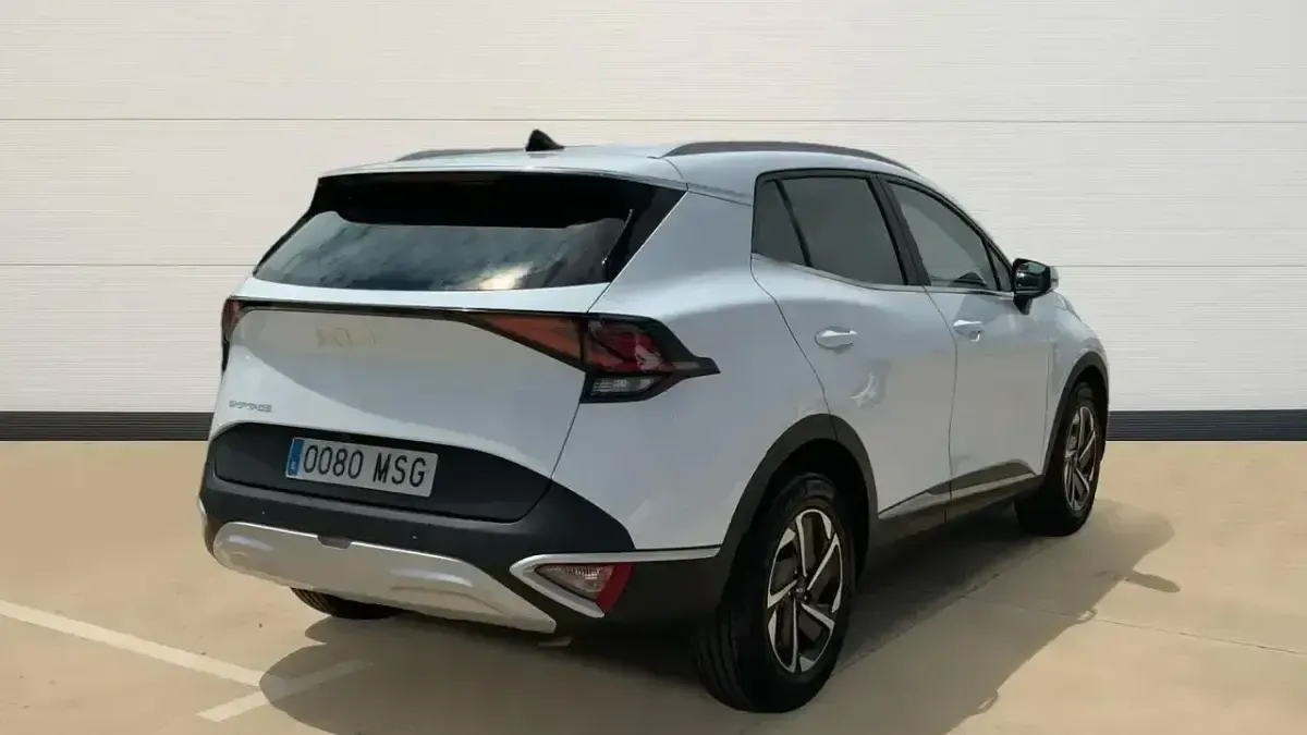 Usado Kia Sportage 160 CV (117 kW) 2024 Blanco SUV