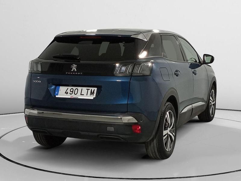 Usado Peugeot 3008 Allure 131 CV (96 kW) 2021 Azul SUV