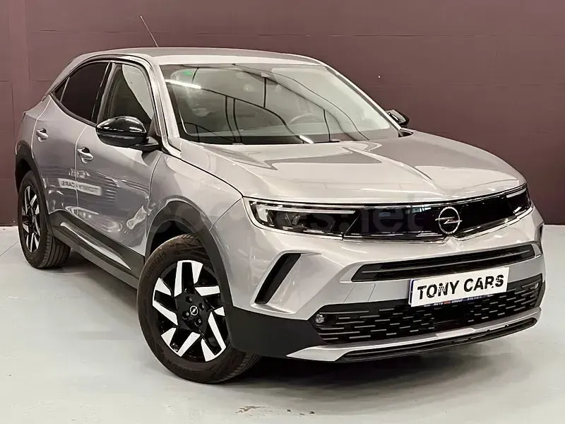 Usado Opel Mokka Business Elegance 130 CV (95 kW) 2022 Gris / plata SUV