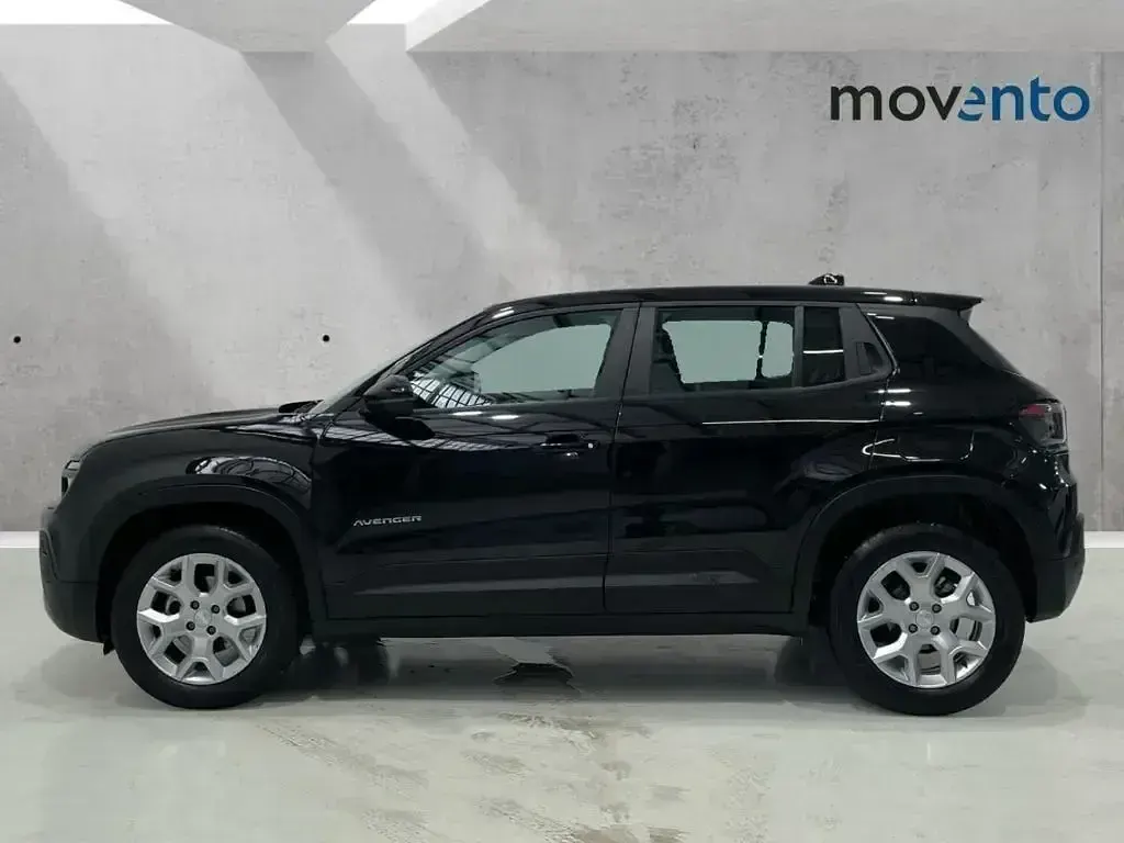 Usado Jeep Avenger Altitude 100 CV (73 kW) 2024 Negro SUV