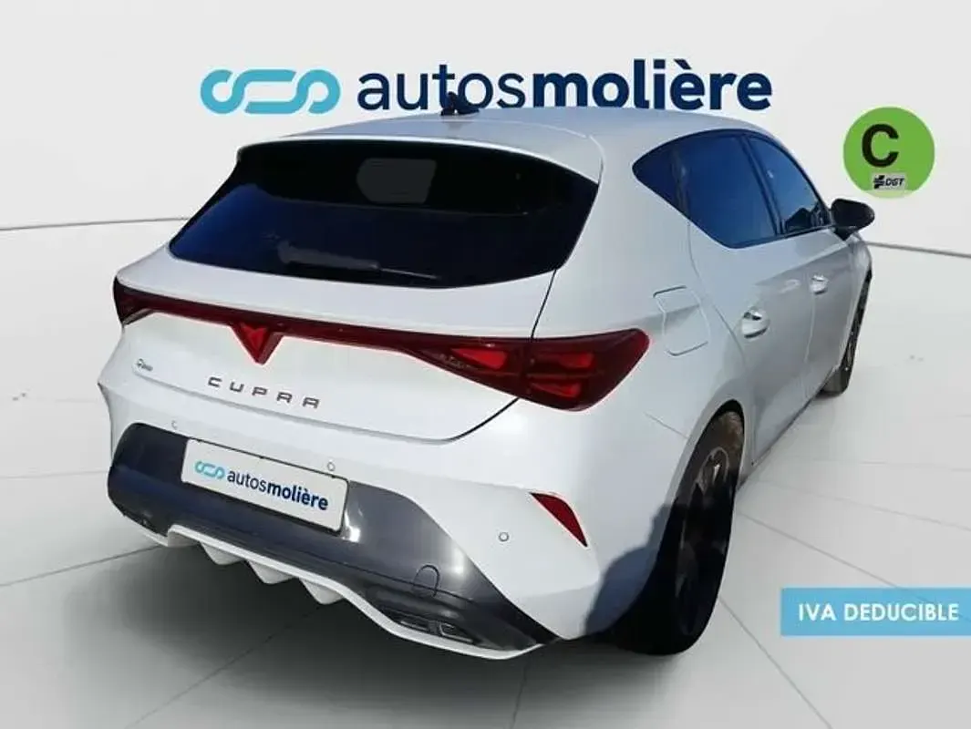Usado Cupra Leon 150 CV (110 kW) 2025 Blanco Utilitario