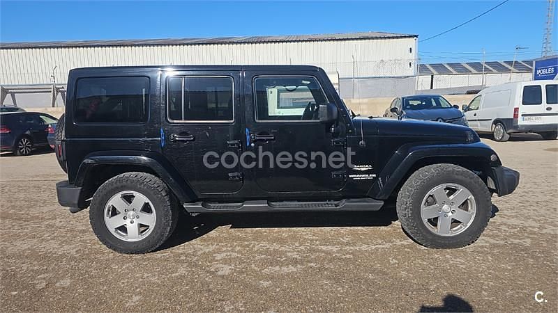 Usado Jeep Wrangler Unlimited Sahara 177 CV (130 kW) 2011 Negro SUV