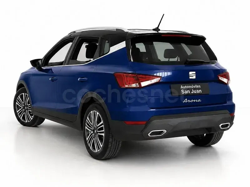 Usado Seat Arona FR 115 CV (84 kW) 2025 Azul SUV