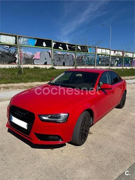 Usado Audi A4 143 CV (105 kW) 2013 Rojo Berlina