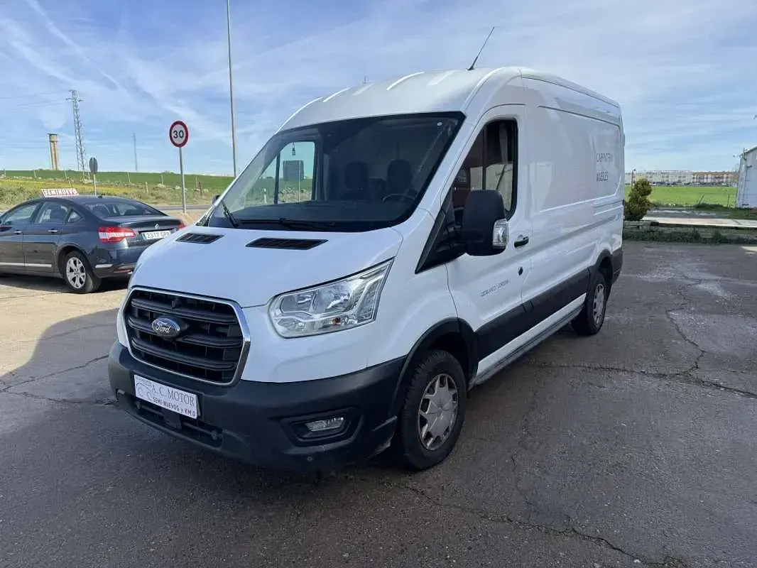 Usado Ford Transit Trend 131 CV (96 kW) 2020 Blanco Van