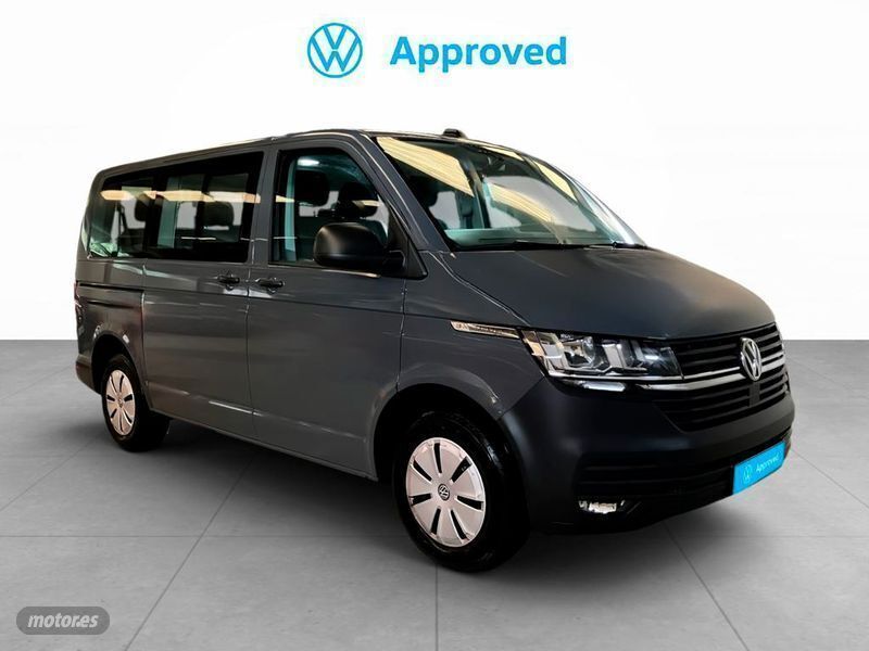 Gris / plateado Usado 2024 VW Caravelle Monovolumen | 37.890 € (Buen precio) - Imagen 1/4