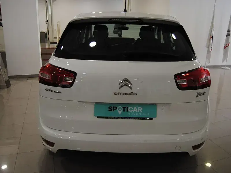 Usado Citroën C4 Picasso Live 120 CV (88 kW) 2016 Blanco Monovolumen