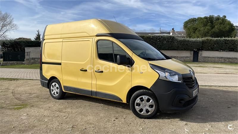 Amarillo Usado 2021 Renault Trafic Equilibre Monovolumen | 8000 € - Imagen 1/4