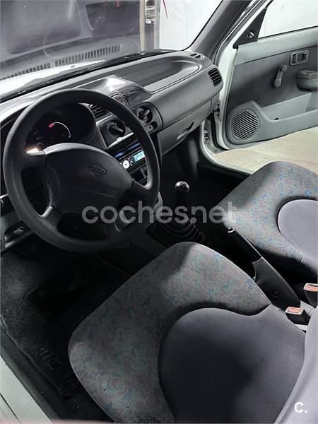 Usado Nissan Micra S 55 CV (40 kW) 1998 Blanco Utilitario