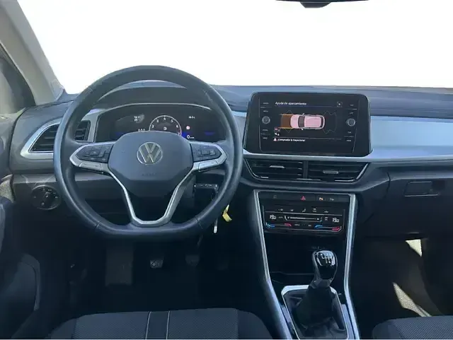 Usado VW T-Roc Life 116 CV (85 kW) 2025 Gris SUV