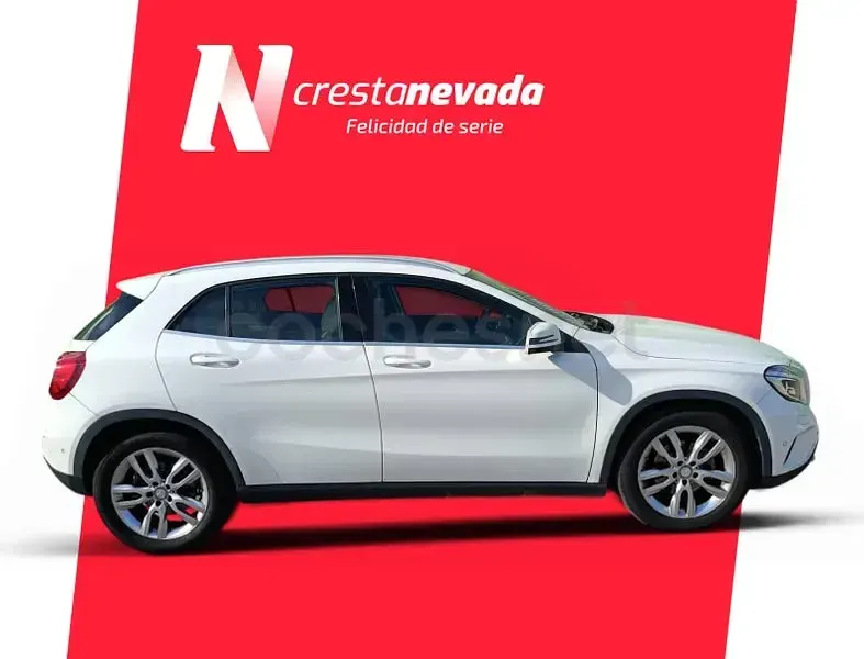 Usado Mercedes GLA220 Urban 177 CV (130 kW) 2016 Blanco SUV