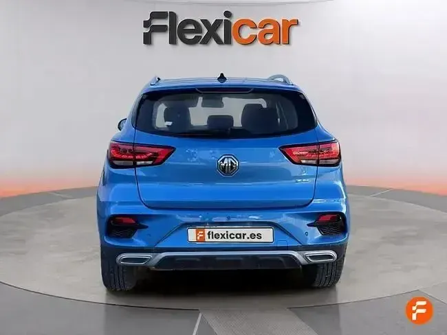 Usado MG ZS Luxury 111 CV (81 kW) 2023 Azul SUV