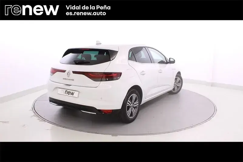 Usado Renault Mégane II Zen 115 CV (84 kW) 2021 Blanco Berlina