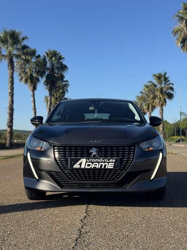 Usado Peugeot 208 Allure 102 CV (75 kW) 2023 Gris Utilitario