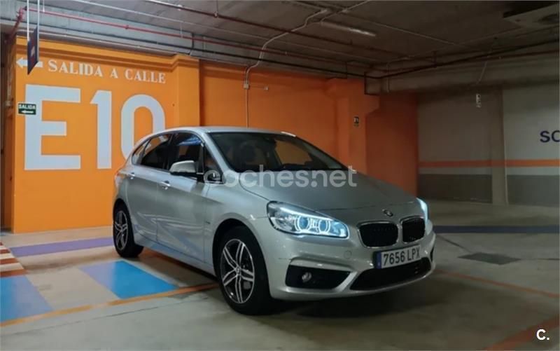 Gris / plata Usado 2017 BMW 218 Sport Line Familiar | 12.500 € (Precio justo) - Imagen 1/4
