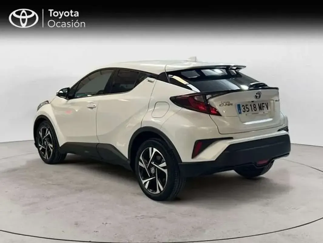 Usado Toyota C-HR Advance 122 CV (89 kW) 2023 Blanco SUV