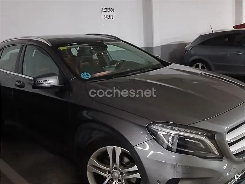 Usado Mercedes GLA220 Urban 170 CV (125 kW) 2014 Gris / plata SUV
