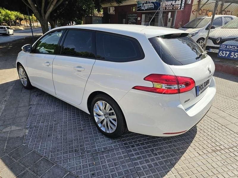 Usado Peugeot 308 Active 131 CV (96 kW) 2020 Blanco Utilitario