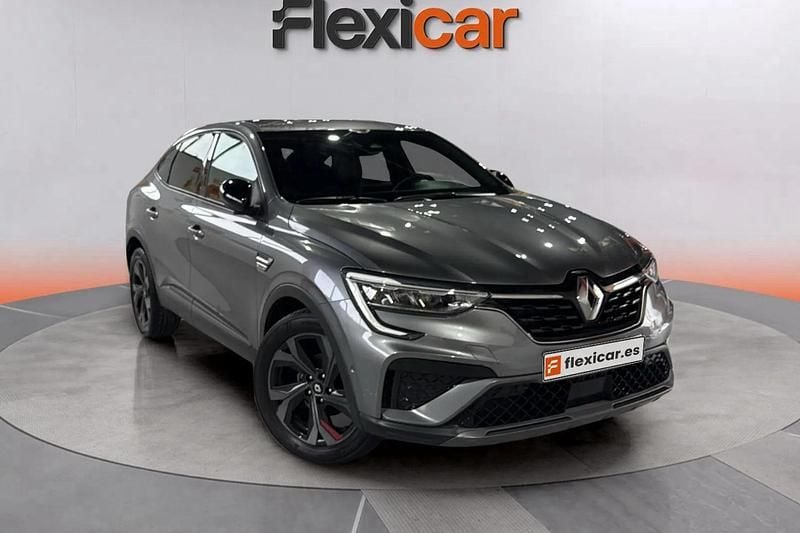 Usado Renault Arkana RS Line 145 CV (106 kW) 2021 Gris SUV