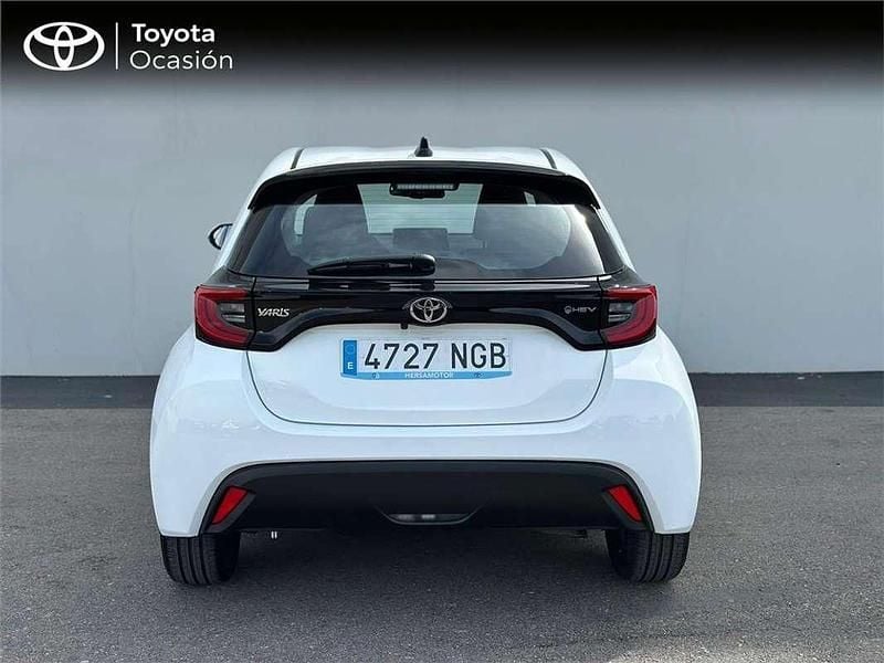 Usado Toyota Yaris Hybrid Active 116 CV (85 kW) 2025 Monovolumen