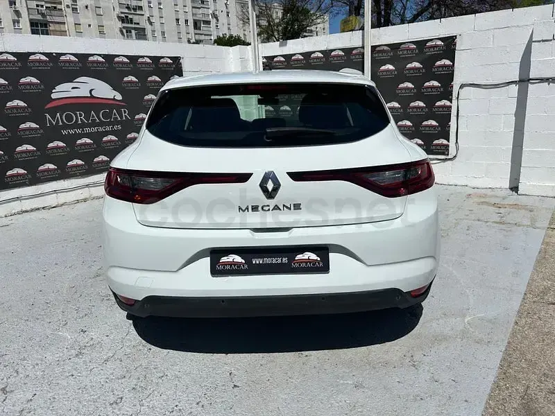 Usado Renault Mégane Business 115 CV (84 kW) 2020 Blanco Berlina