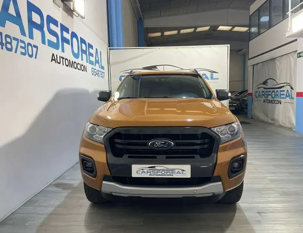 Usado Ford Ranger 200 CV (147 kW) 2020 Naranja Pickup/Camioneta