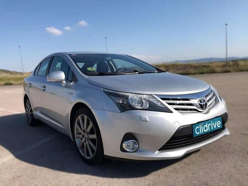 Usado Toyota Avensis Executive 150 CV (110 kW) 2012 Gris Berlina