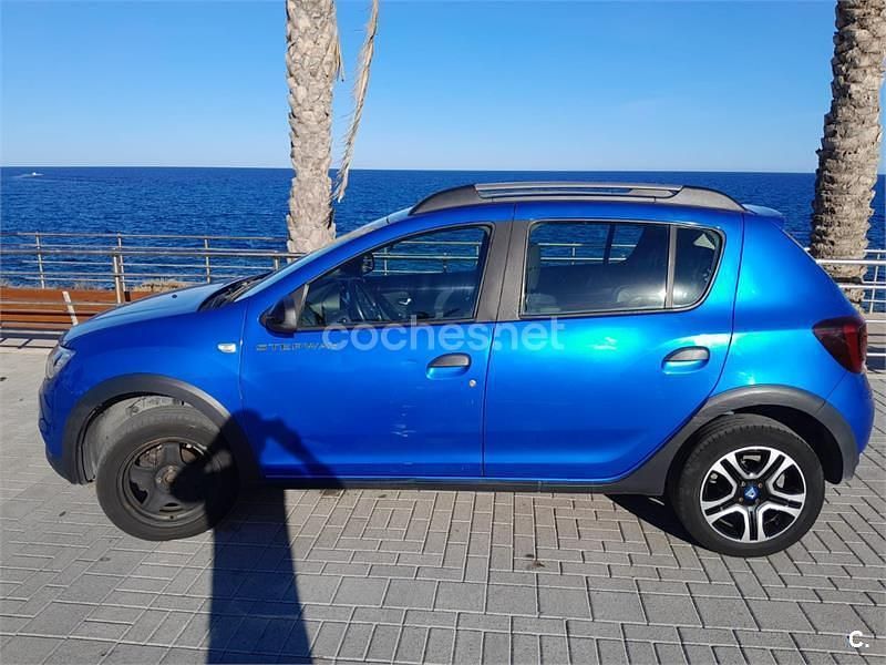Azul Usado 2020 Dacia Sandero Essentiel Utilitario | 6000 € (Super precio) - Imagen 1/4