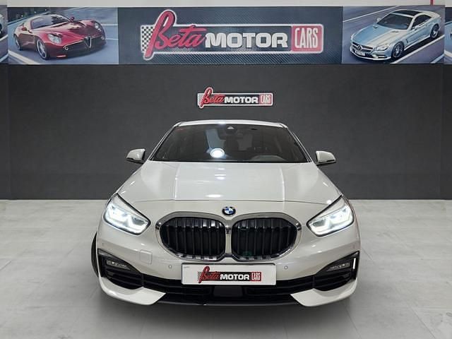 Usado BMW 116 116 CV (85 kW) 2021 Blanco Utilitario