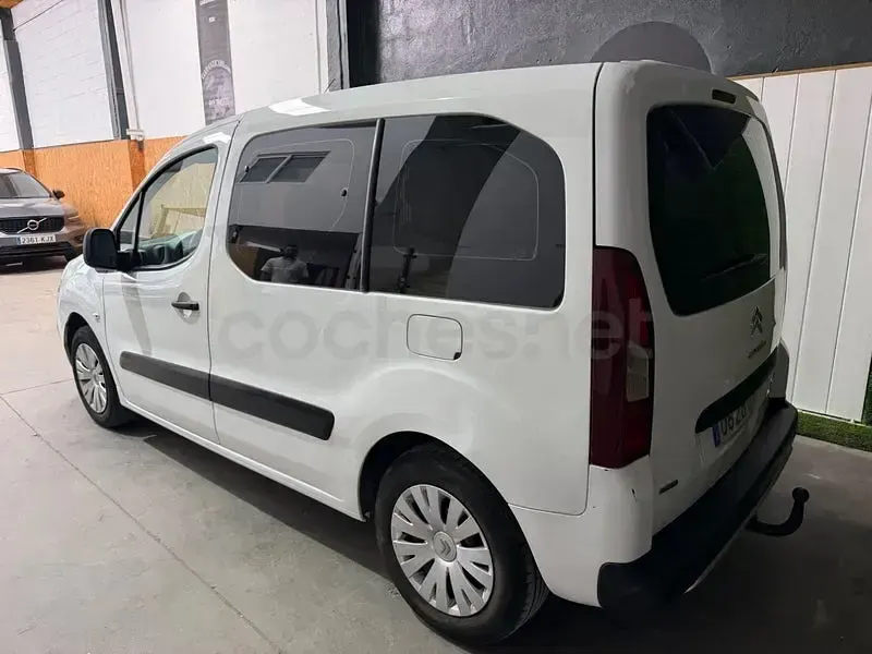 Usado Citroën Berlingo Live 75 CV (55 kW) 2015 Blanco Monovolumen