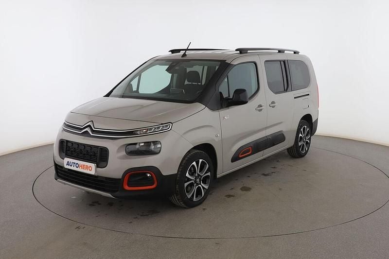 Gris Usado 2020 Citroën Berlingo Shine Monovolumen | 24.699 € (Caro) - Imagen 1/3
