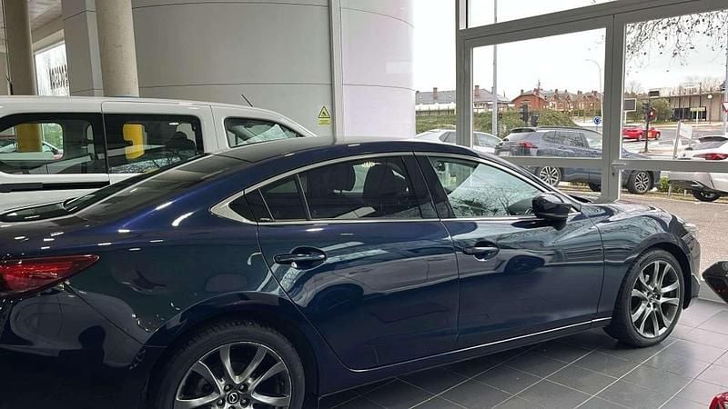 Usado Mazda 6 Luxury 175 CV (128 kW) 2017 Azul Berlina