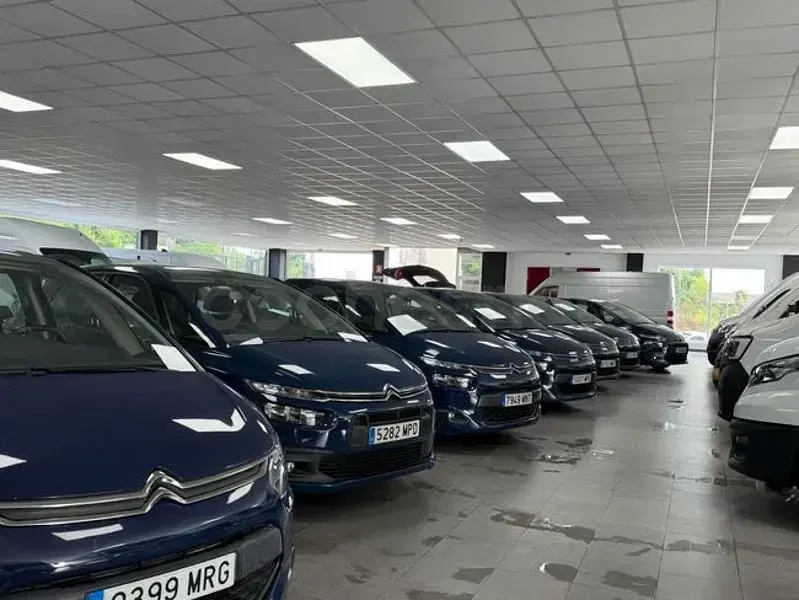 Usado Citroën C4 Picasso Feel 120 CV (88 kW) 2018 Azul Monovolumen