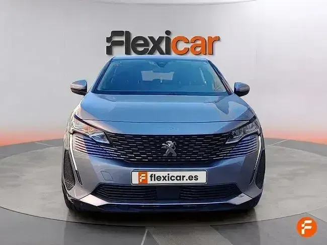Usado Peugeot 3008 Active 130 CV (95 kW) 2021 Gris SUV