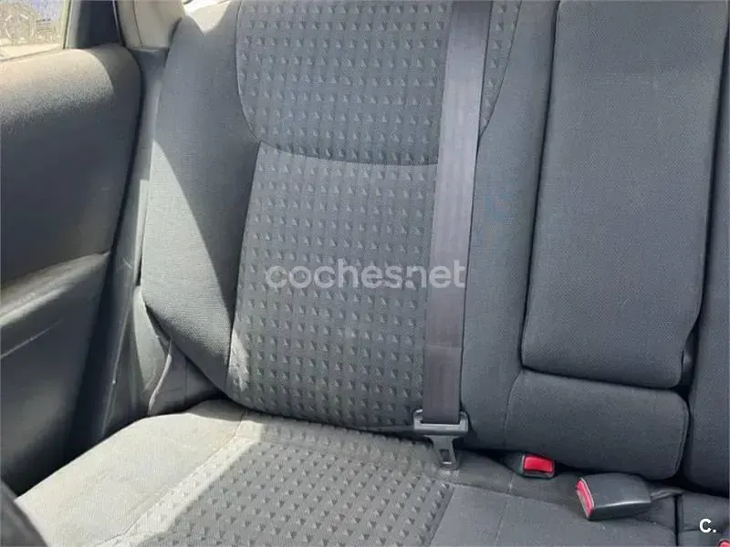 Usado Honda Civic LS 100 CV (73 kW) 2002 Gris / plata Berlina